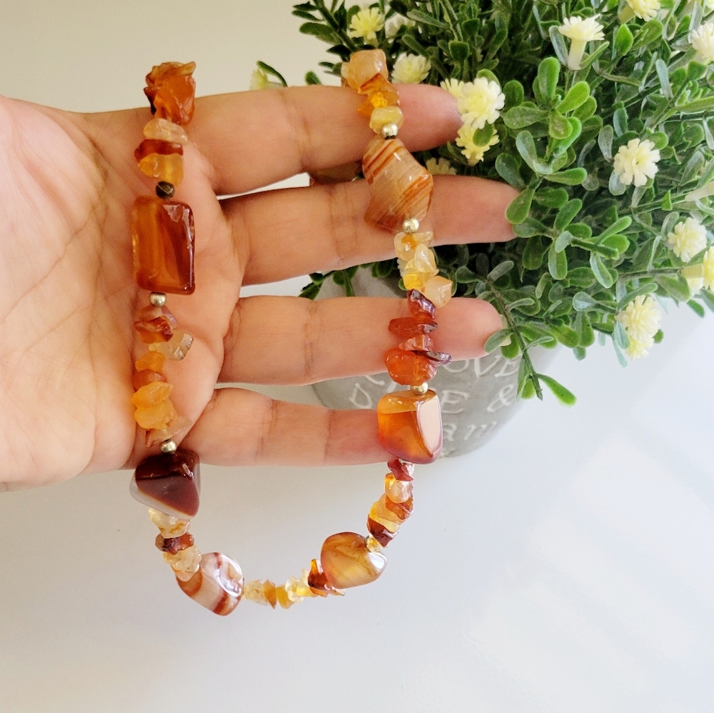 Women Vintage Stone Necklace